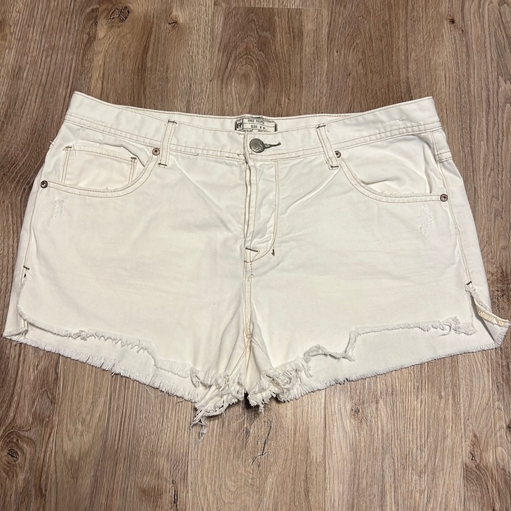 Free People White Raw Hem Distressed Denim Shorts